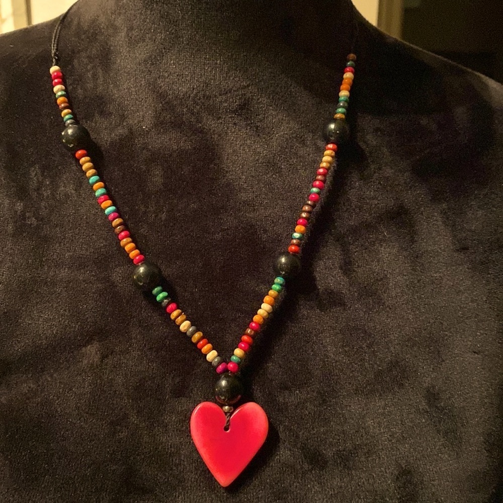 Heart charm fuchsia pink with multi-color beads vintage necklace adjustable​​ - Picture 3 of 5